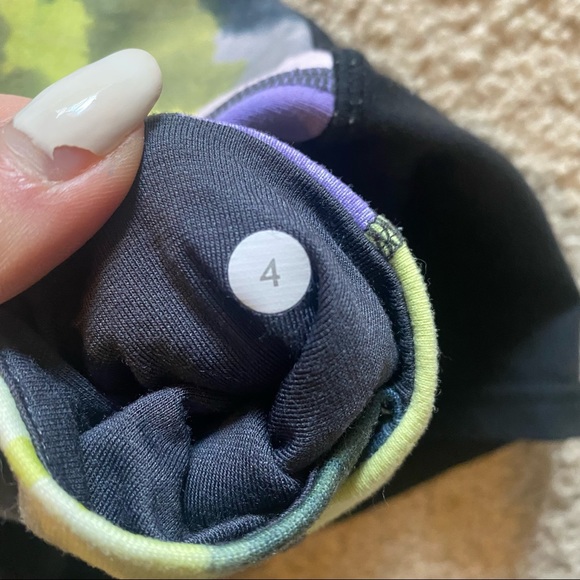 Lululemon Boogie Reservable Shorts - Picture 5 of 7